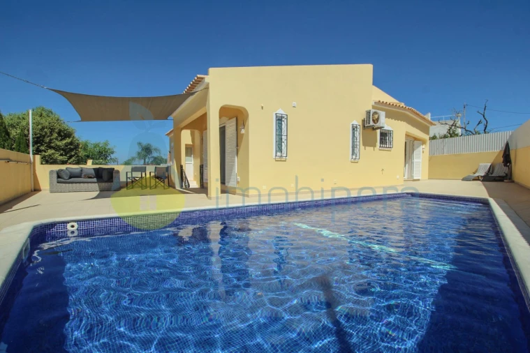 Moradia T3 para Venda em Albufeira e Olhos de Água Foto 33