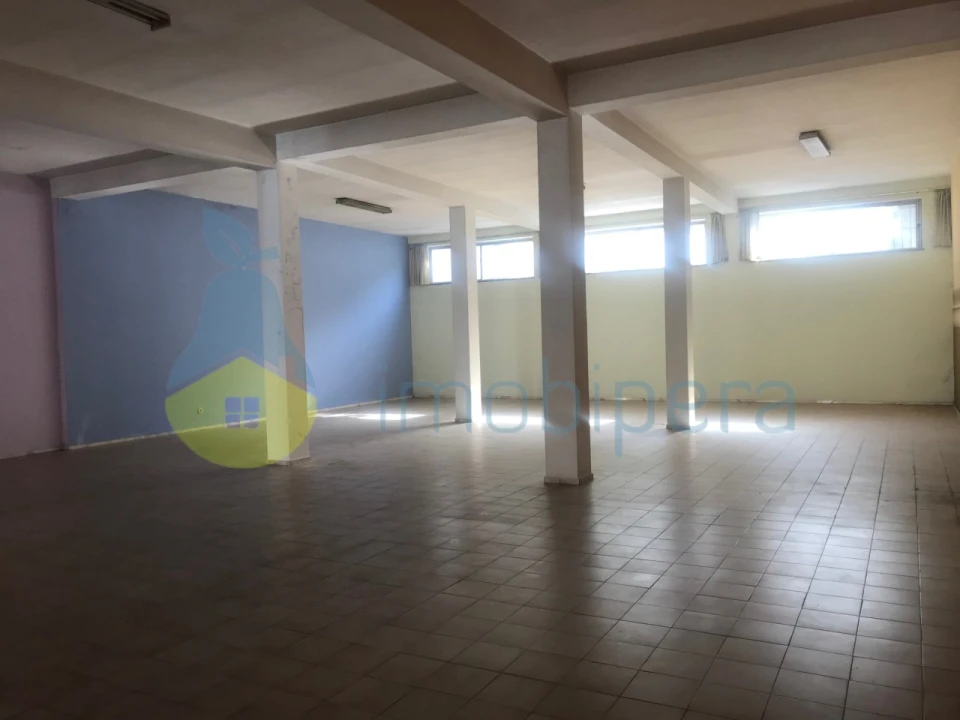 Moradia T3 para Venda em São Bartolomeu de Messines Foto 2