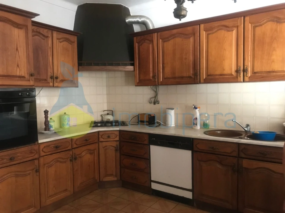 Moradia T3 para Venda em São Bartolomeu de Messines Foto 12