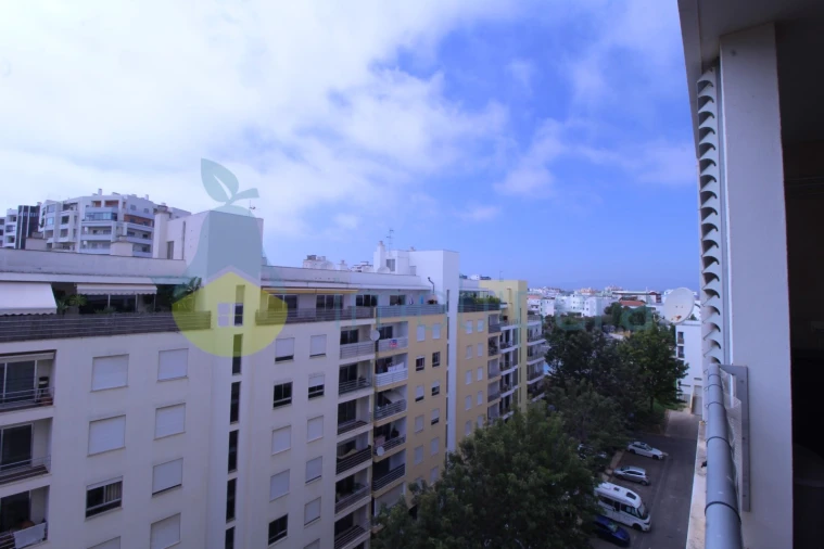 Apartamento T3 para Venda em Portimão Foto 24