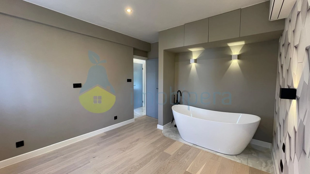 Apartamento T2 para Venda em Quarteira Foto 12