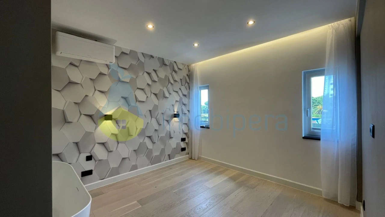 Apartamento T2 para Venda em Quarteira Foto 16