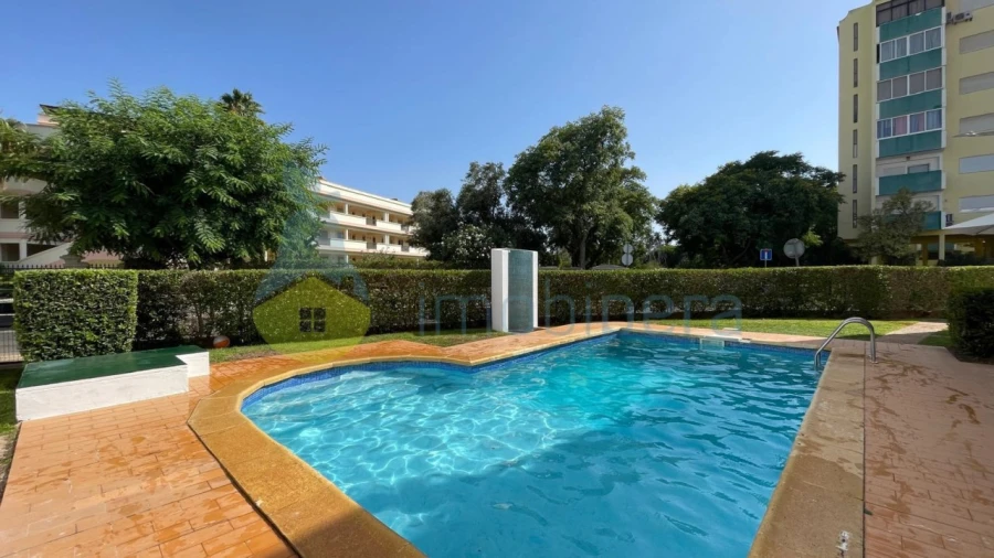 Apartamento T2 para Venda em Quarteira Foto 47