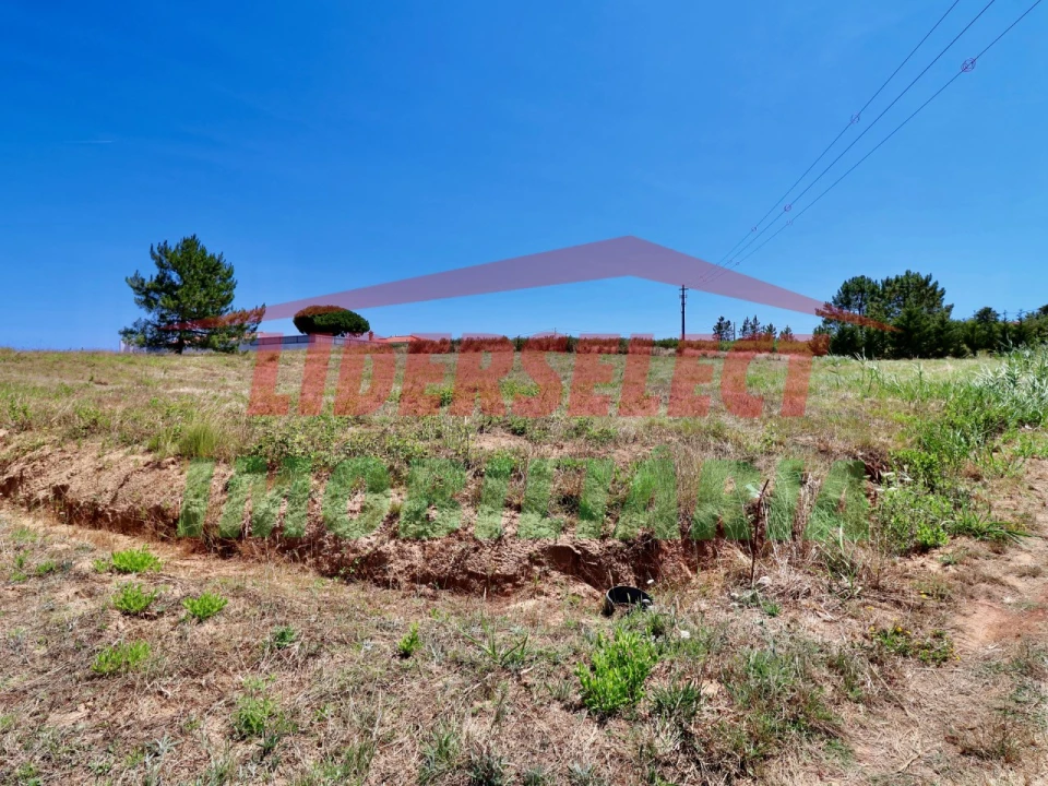 Terreno para Venda em A dos Cunhados e Maceira Foto 4