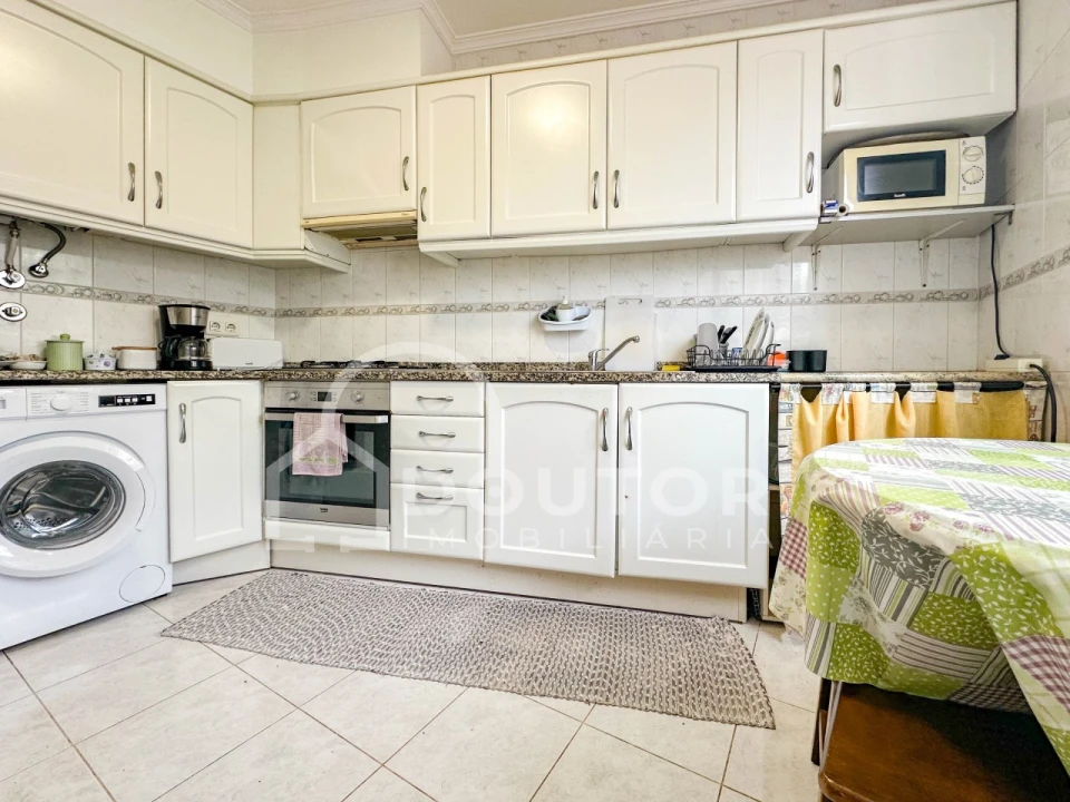 Moradia T3 para Venda em Caniço Foto 7