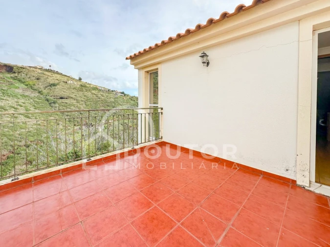 Moradia T3 para Venda em Caniço Foto 20