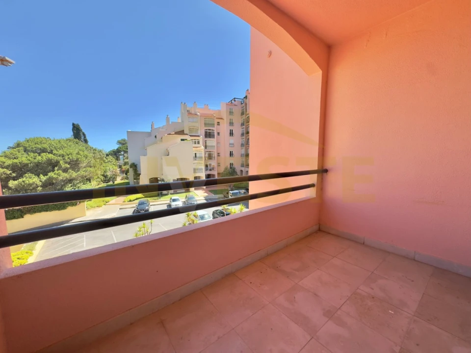 Apartamento T2 para Arrendamento em Cascais e Estoril Foto 3