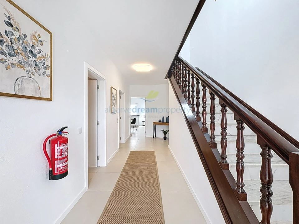 Moradia T4 para Venda em Albufeira e Olhos de Água Foto 21