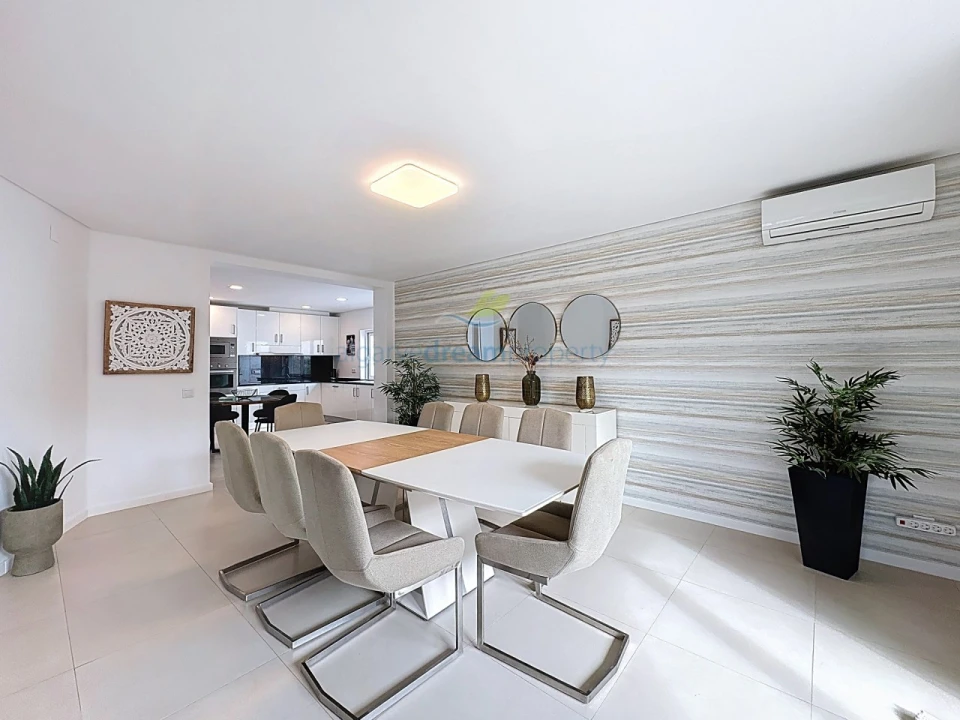 Moradia T4 para Venda em Albufeira e Olhos de Água Foto 7