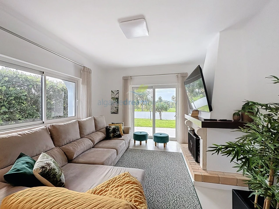 Moradia T4 para Venda em Albufeira e Olhos de Água Foto 6