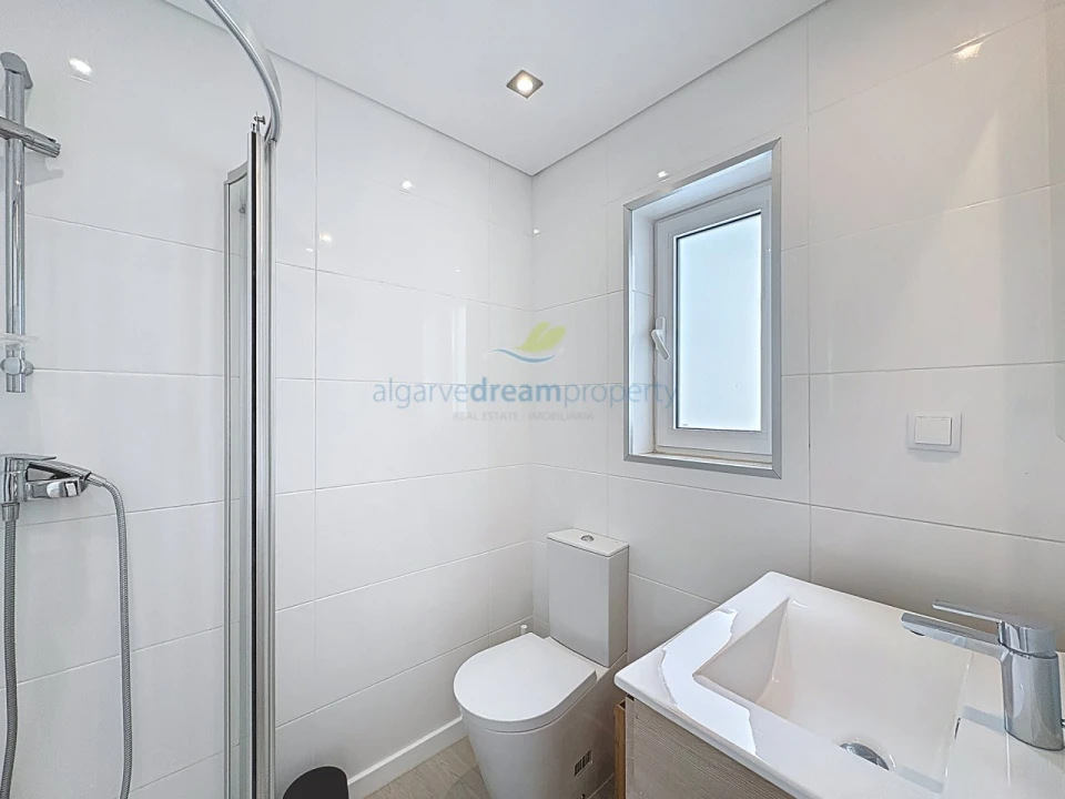 Moradia T4 para Venda em Albufeira e Olhos de Água Foto 39