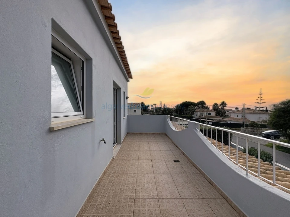 Moradia T4 para Venda em Albufeira e Olhos de Água Foto 41