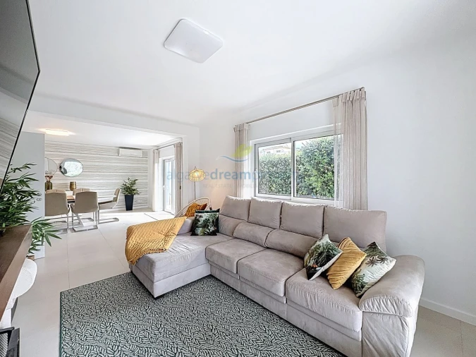 Moradia T4 para Venda em Albufeira e Olhos de Água Foto 15