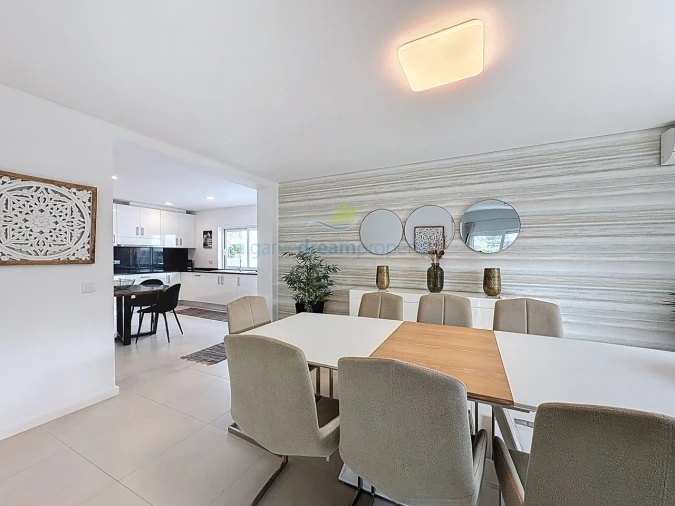 Moradia T4 para Venda em Albufeira e Olhos de Água Foto 14