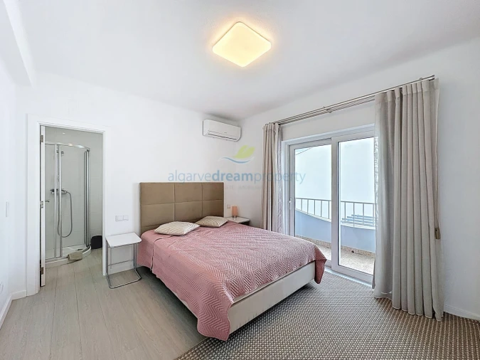 Moradia T4 para Venda em Albufeira e Olhos de Água Foto 37