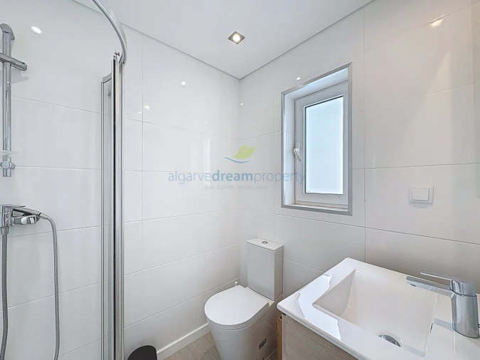 Moradia T4 para Venda em Albufeira e Olhos de Água Foto 39