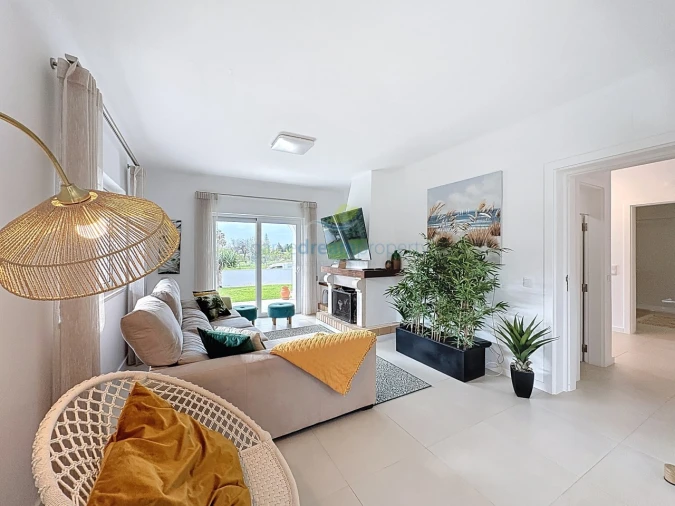 Moradia T4 para Venda em Albufeira e Olhos de Água Foto 4