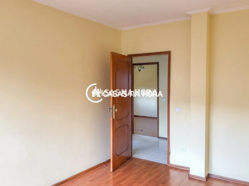 Apartamento T3 para Venda em Oliveira do Douro Foto 14