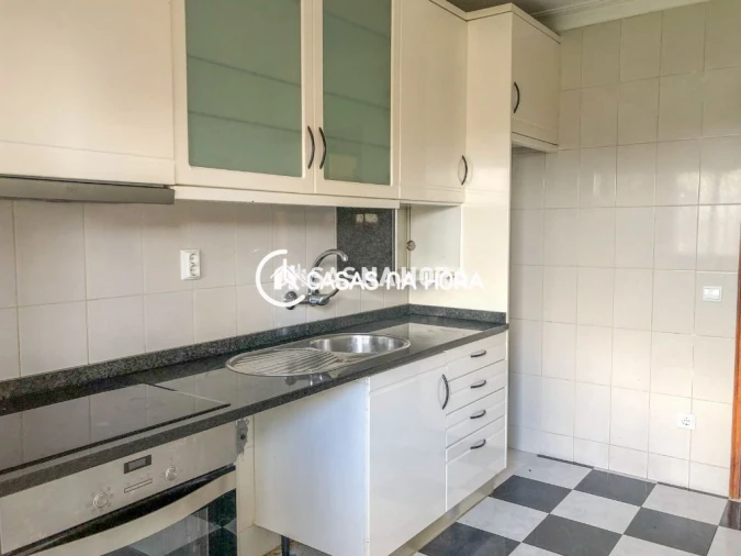 Apartamento T3 para Venda em Oliveira do Douro Foto 23