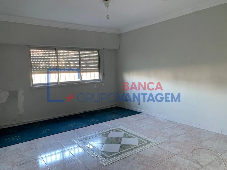 Apartamento T2 para Venda em Cacém e São Marcos Foto 2