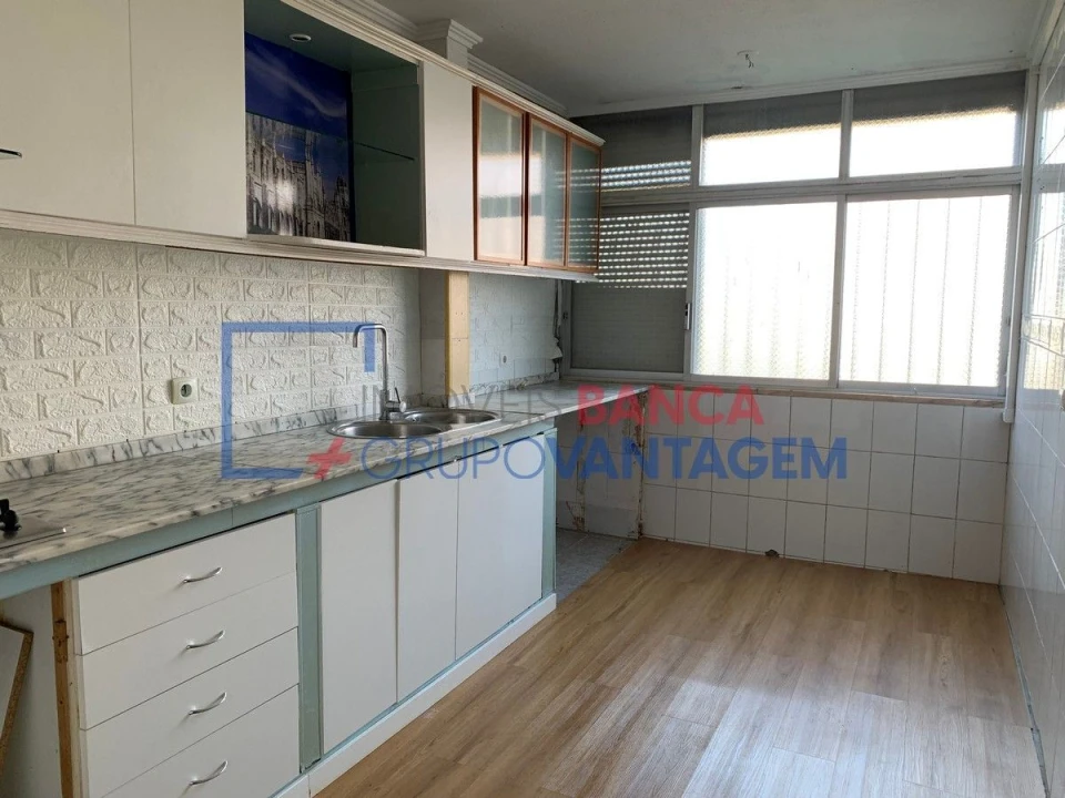 Apartamento T2 para Venda em Cacém e São Marcos Foto 19
