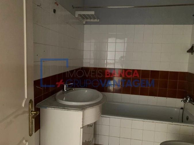 Apartamento T2 para Venda em Cacém e São Marcos Foto 23