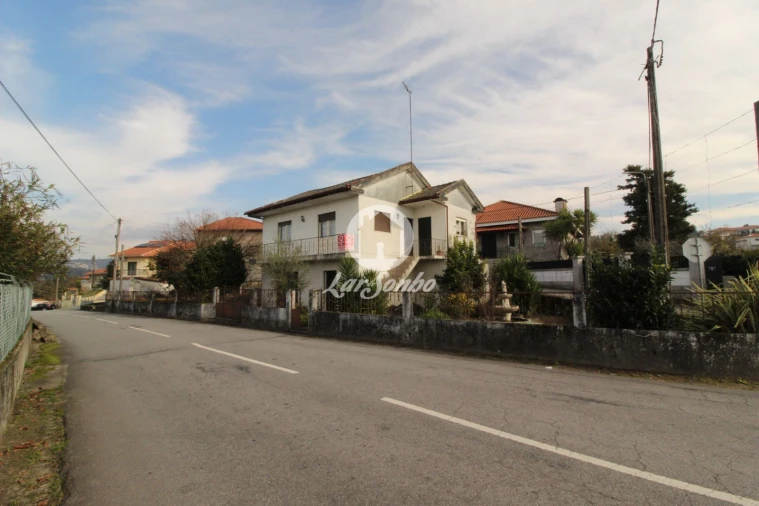 Moradia T4 para Venda em São Gens Foto 1