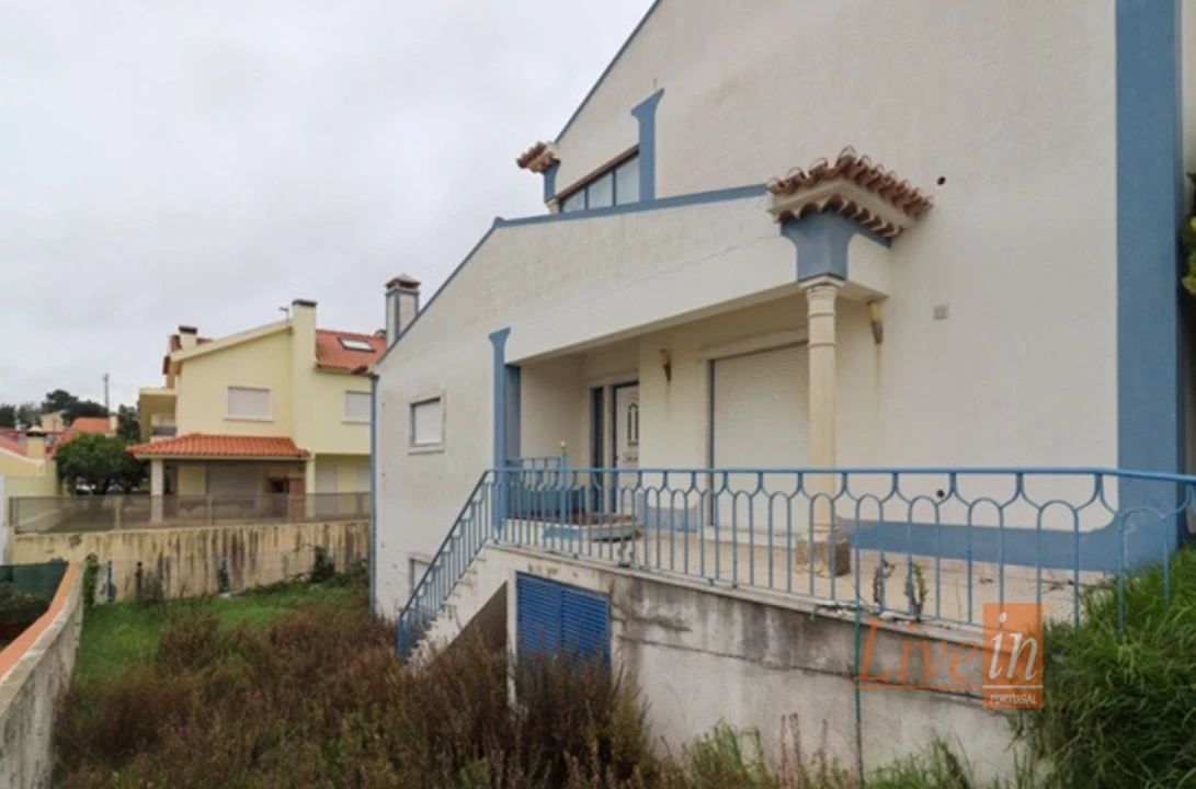 Moradia T4 para Venda em Silveira Foto 3