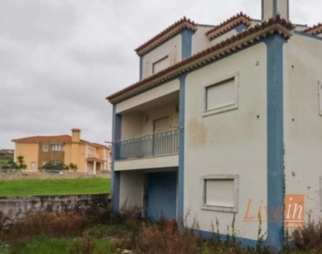 Moradia T4 para Venda em Silveira Foto 2