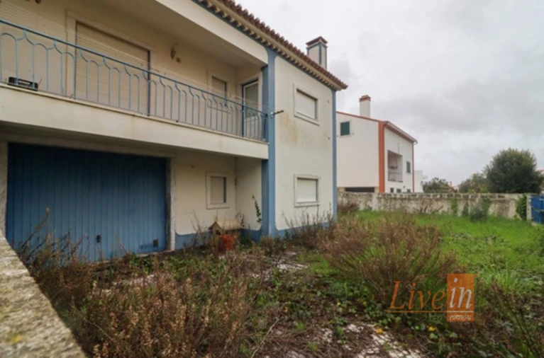 Moradia T4 para Venda em Silveira Foto 4