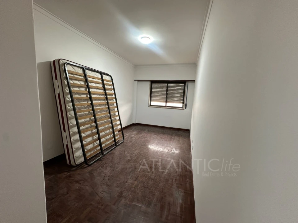 Apartamento para Venda em Cacém e São Marcos Foto 7