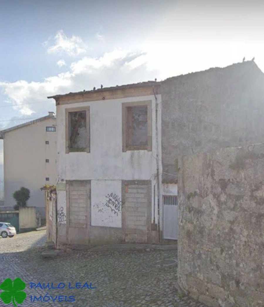 Terreno para Venda em Campanhã Foto 1