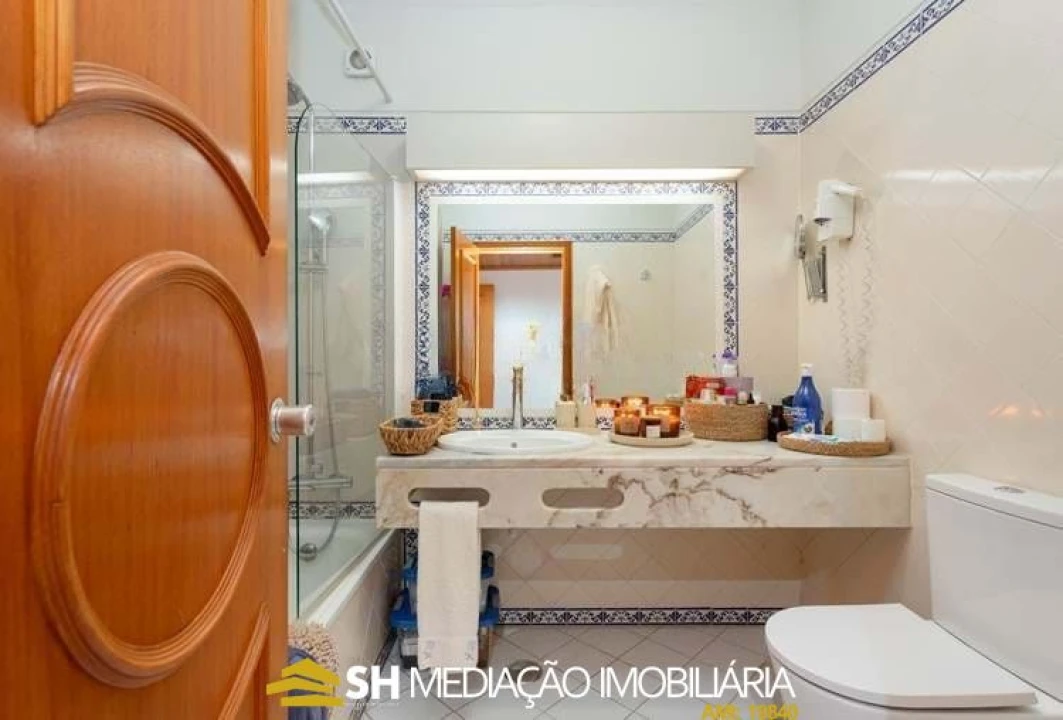 Apartamento T0 para Venda em Albufeira e Olhos de Água Foto 12