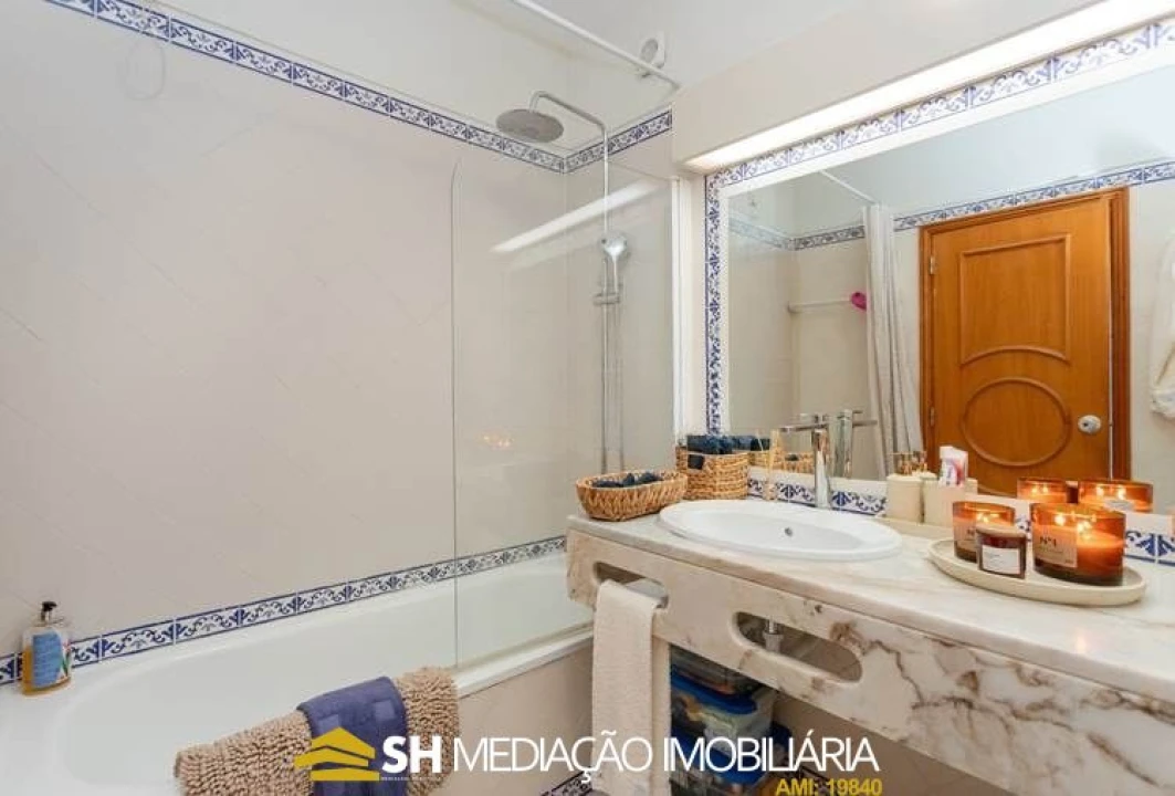 Apartamento T0 para Venda em Albufeira e Olhos de Água Foto 13