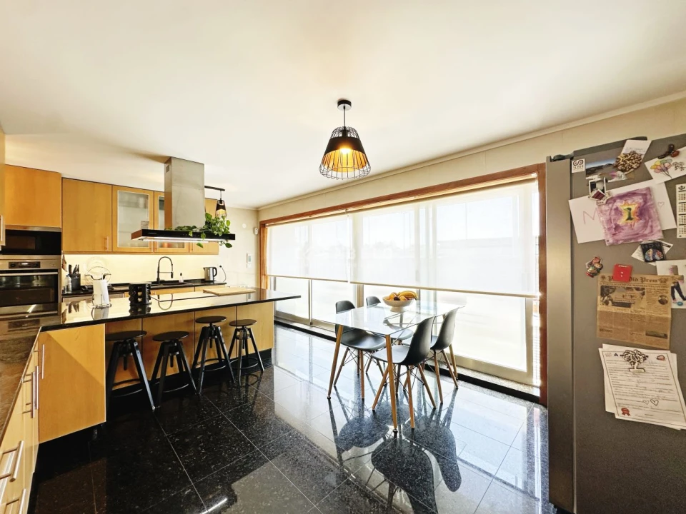 Moradia T4 para Venda em Castêlo da Maia Foto 18