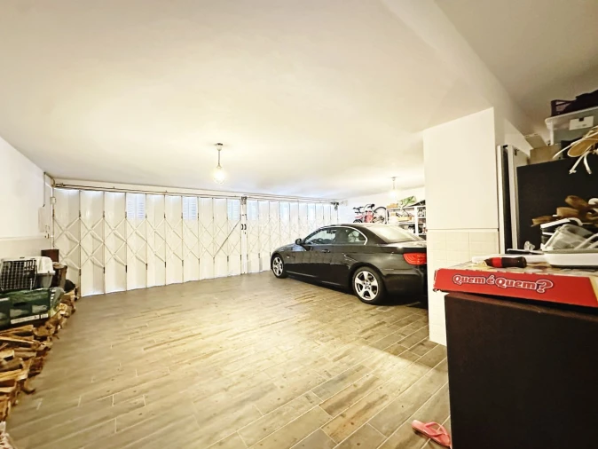 Moradia T4 para Venda em Castêlo da Maia Foto 53