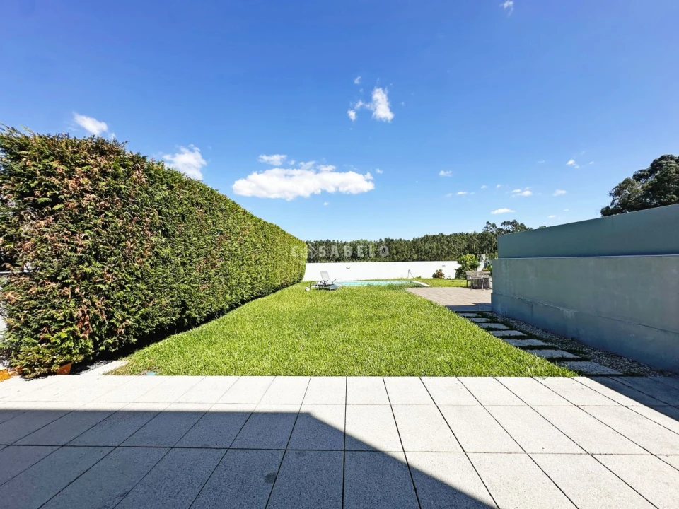 Moradia T4 para Venda em Castêlo da Maia Foto 6