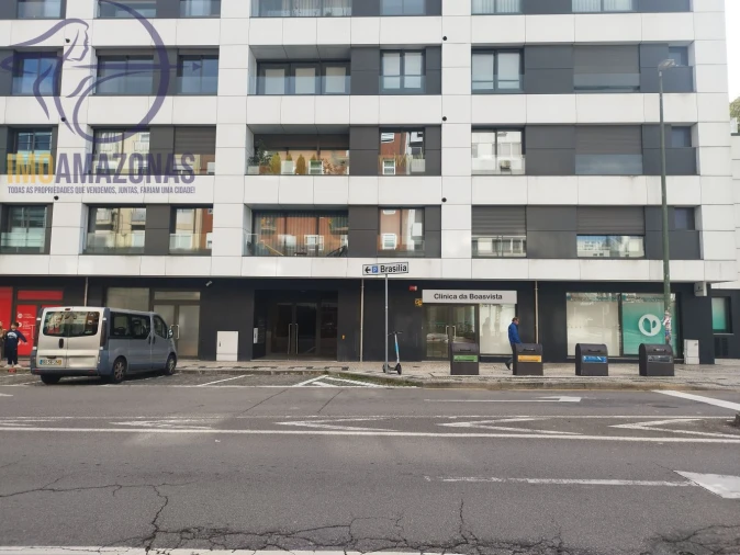 Loja para Arrendamento em Ramalde Foto 17