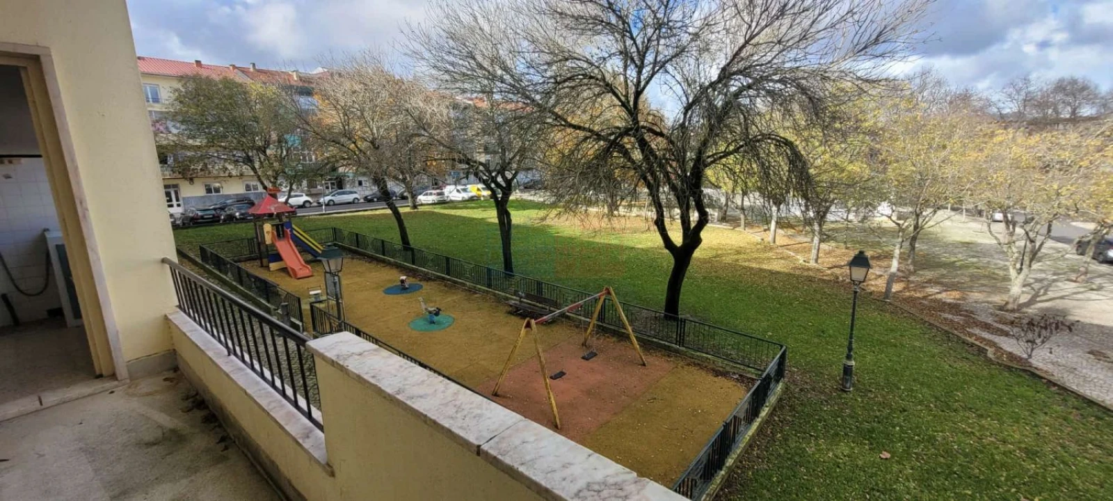 Apartamento T4 para Venda em Algueirão-Mem Martins Foto 29