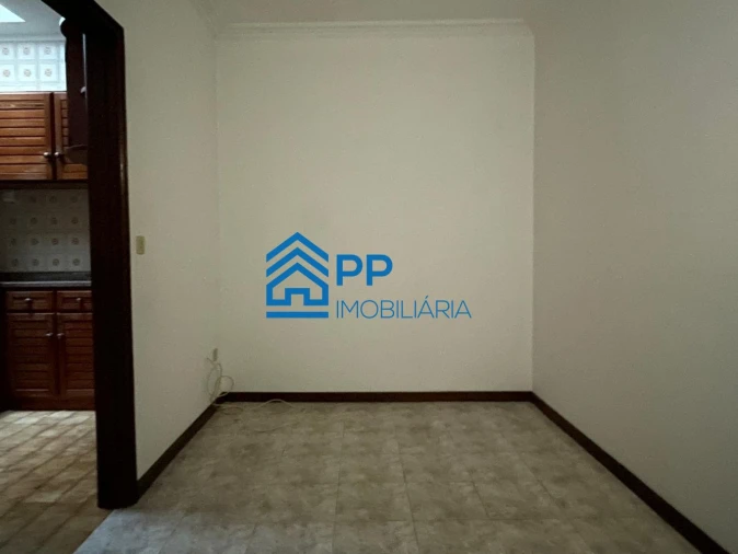 Apartamento T2 para Venda em Bonfim Foto 32