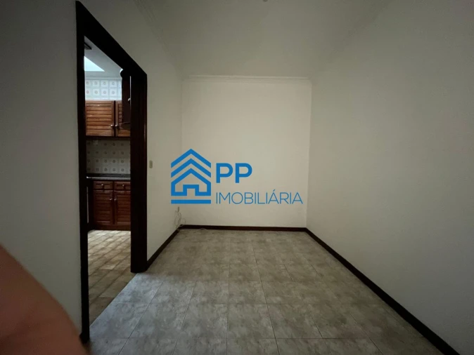Apartamento T2 para Venda em Bonfim Foto 30
