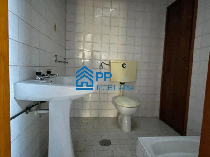 Apartamento T2 para Venda em Bonfim Foto 33
