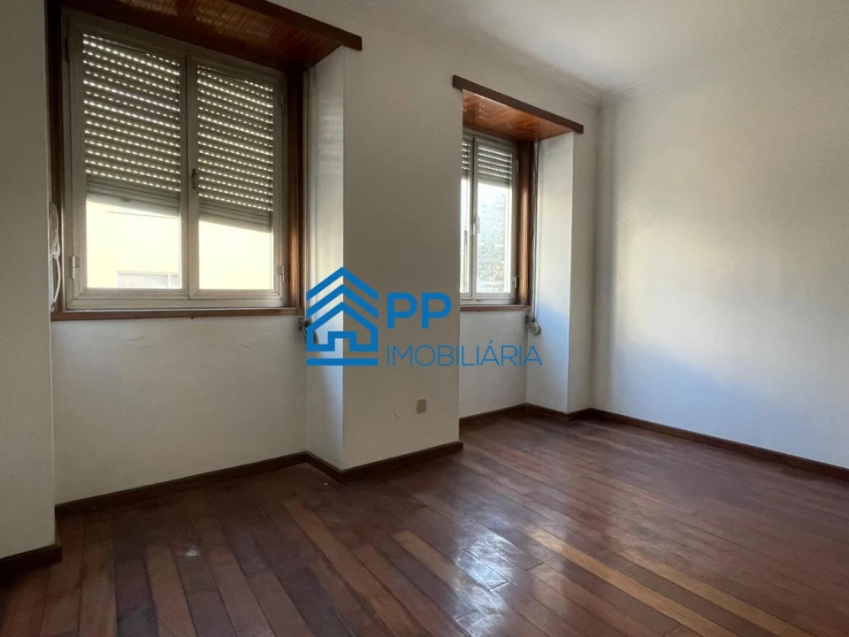 Apartamento T2 para Venda em Bonfim Foto 8
