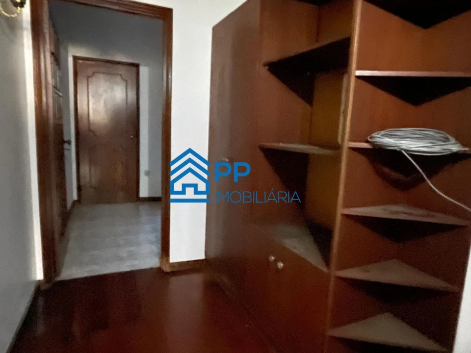 Apartamento T2 para Venda em Bonfim Foto 19
