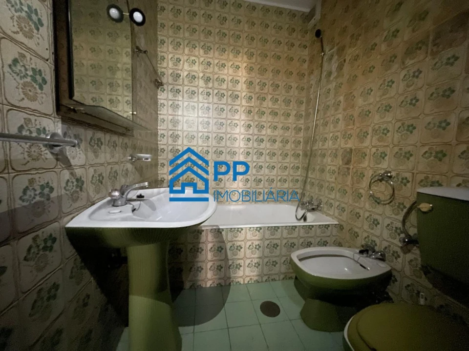 Apartamento T2 para Venda em Bonfim Foto 37