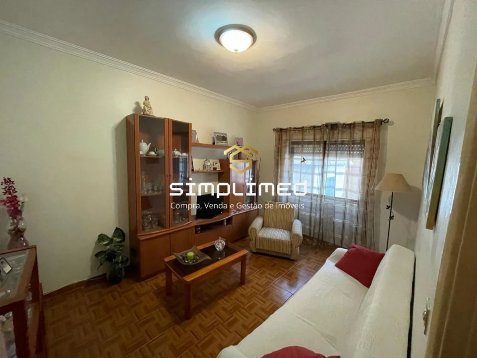 Apartamento T2 para Venda em Barreiro e Lavradio Foto 1