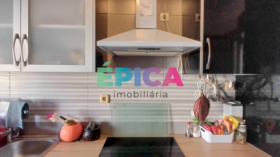 Apartamento T6 para Venda em Póvoa de Santo Adrião e Olival Basto Foto 14