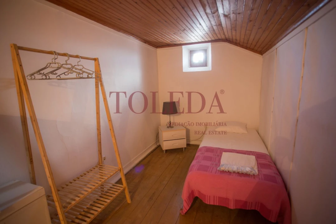 Moradia T9 para Venda em Salvaterra de Magos e Foros de Salvaterra Foto 21