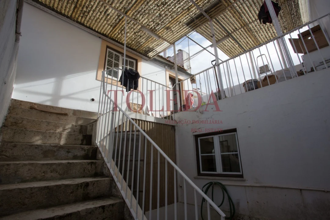 Moradia T9 para Venda em Salvaterra de Magos e Foros de Salvaterra Foto 25