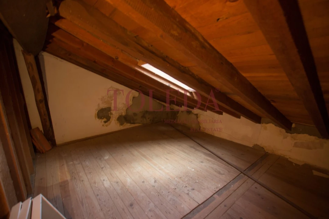 Moradia T9 para Venda em Salvaterra de Magos e Foros de Salvaterra Foto 22